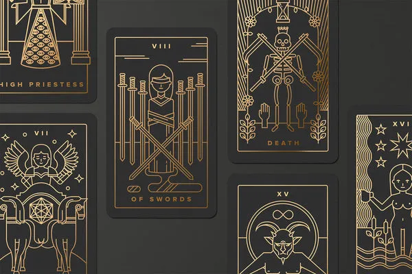 Golden Thread Tarot by Tina Gong / Labyrinthos